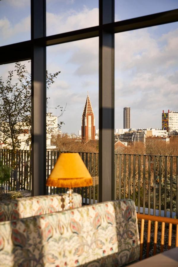 Mama Shelter Paris West Hotel Exterior photo