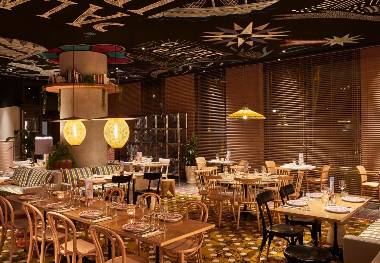 Mama Shelter Paris West Hotel Exterior photo